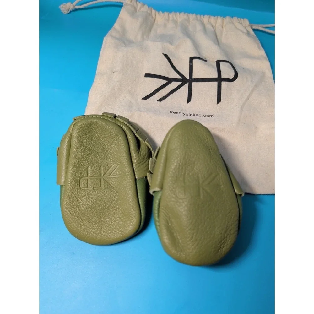 Freshly Picked‎ Wolf Leather Moccasins Baby Size 1 Green
